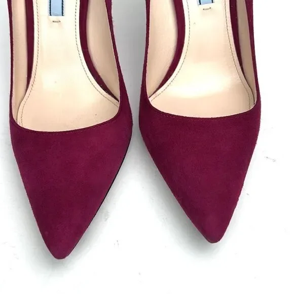 PRADA Suede Classic Pumps